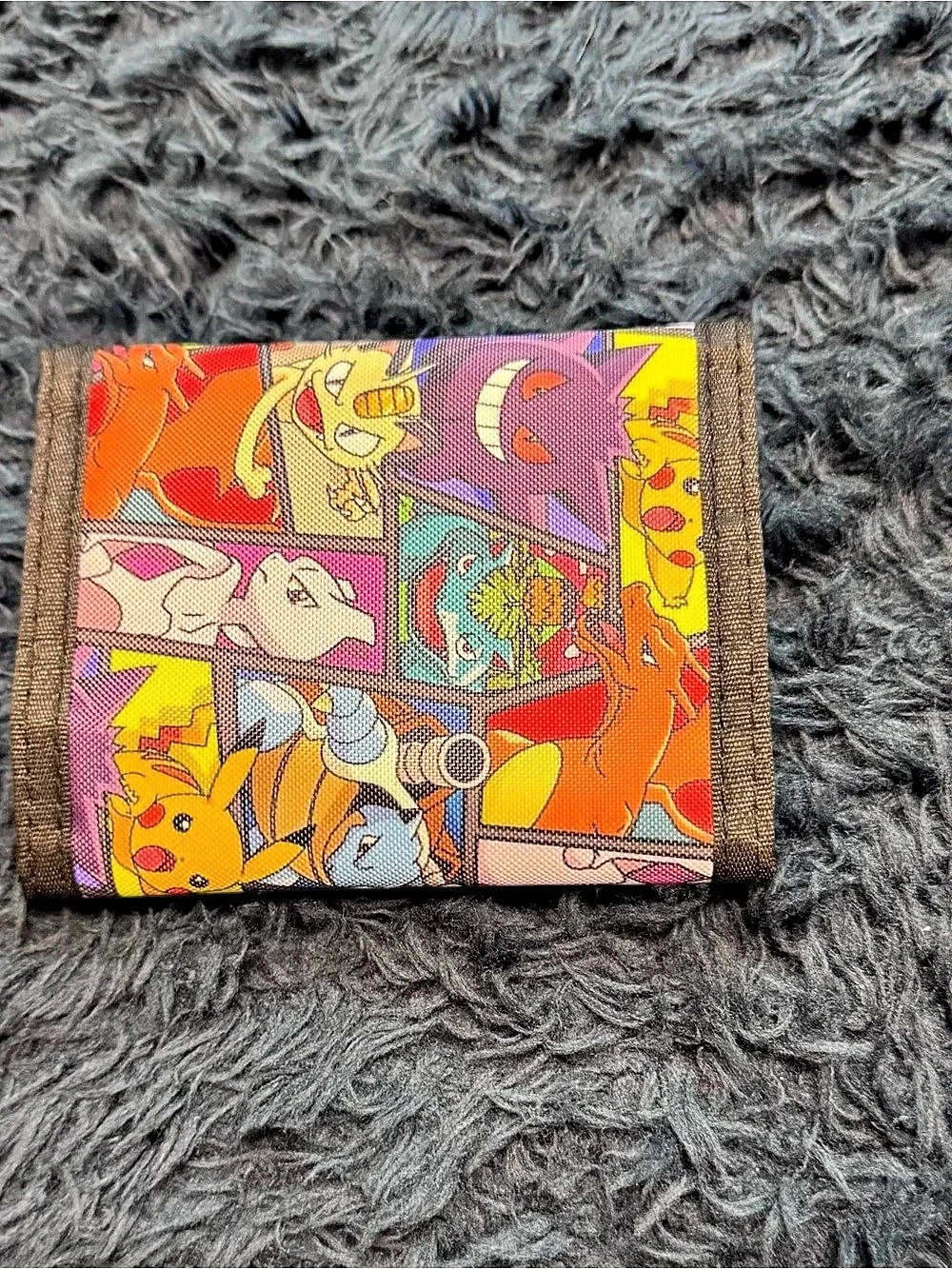 Pokemon Poké Ball Trifold Velcro Wallet